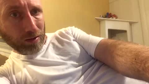 Snapshot of pc2334 chatting on 12.14.25 pc2334 online show from 12.14.25