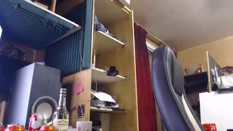 Snapshot of pc8474408 chatting on 09.10.25 pc8474408 online show from 09.10.25