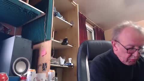 Snapshot of pc8474408 chatting on 09.12.25 pc8474408 online show from 09.12.25