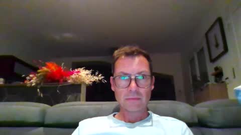 Snapshot of pchittt chatting on 09.20.25 pchittt online show from 09.20.25