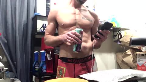 Snapshot of pduke81 chatting on 12.18.24 Hung sung Hero online show from 12.18.24