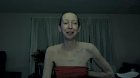 Snapshot of peacelovesexwine chatting on 06.15.26 Peace online show from 06.15.26