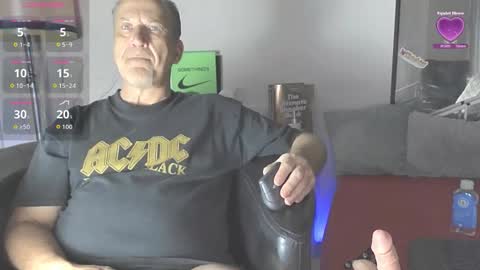 Snapshot of peacetous chatting on 02.06.26 Marc online show from 02.06.26