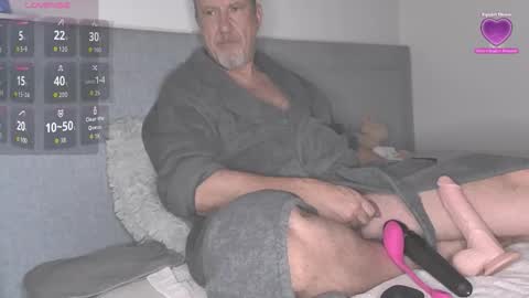 Snapshot of peacetous chatting on 02.22.26 Marc online show from 02.22.26