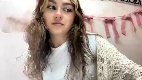 peachesncreampiezz online show from 05.23.26