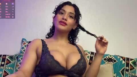 Snapshot of peachsundae chatting on 03.04.26 portiapiers online show from 03.04.26