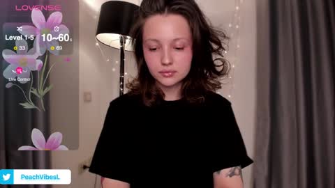 Lili online show from 12.23.24