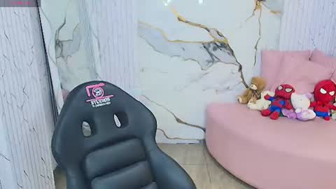 peachy_tay online show from 06.16.26