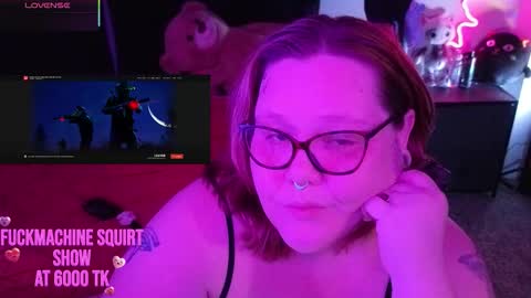 Peachy Nessa online show from 03.18.26