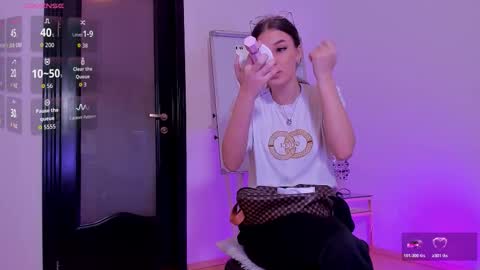 Kate online show from 03.14.26