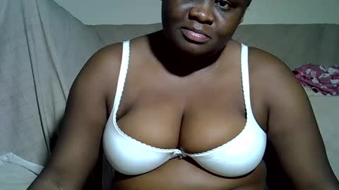 Keci online show from 10.16.25