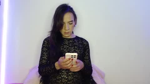 pearlatin online show from 03.18.26