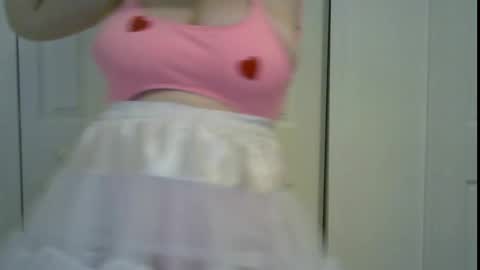 Snapshot of pearlssswirl chatting on 02.14.25 Pearl SSSwirls online show from 02.14.25