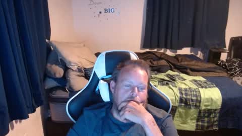 pecker40 online show from 12.28.24