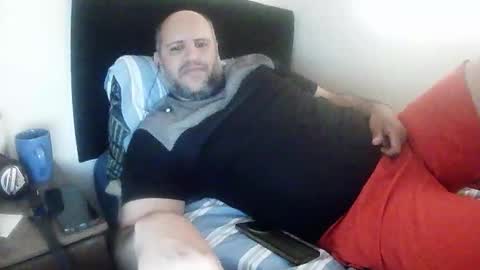 Snapshot of pedrofalfan chatting on 10.19.25 Pedro online show from 10.19.25