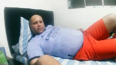 Snapshot of pedrofalfan chatting on 10.26.25 Pedro online show from 10.26.25