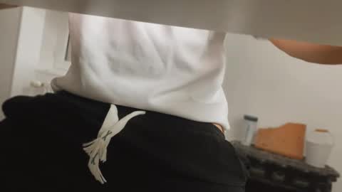 Snapshot of pedroserrano2000 chatting on 10.24.25 PedrOO OO online show from 10.24.25