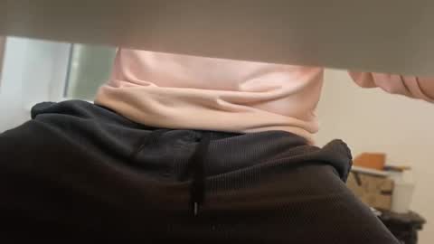 Snapshot of pedroserrano2000 chatting on 12.02.25 PedrOO OO online show from 12.02.25