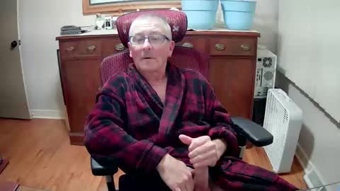 Snapshot of peepingmale chatting on 12.10.24 peepingmale online show from 12.10.24