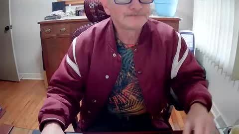 Snapshot of peepingmale chatting on 02.08.25 peepingmale online show from 02.08.25