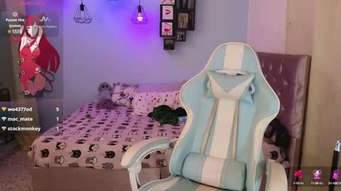 Snapshot of peggy_funn chatting on 01.10.25 peggy-funn online show from 01.10.25