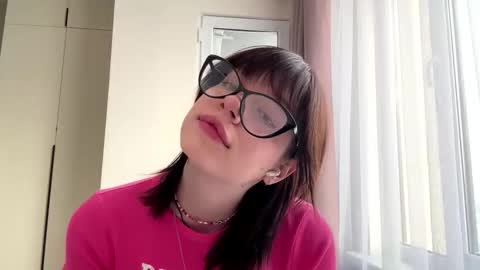 Lolly online show from 12.04.25