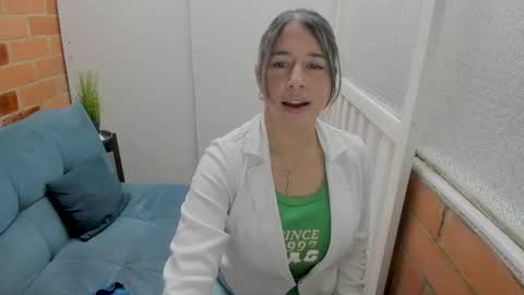 Penelope online show from 05.08.26