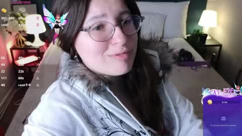 Hi  Im Peneloppa online show from 04.21.26