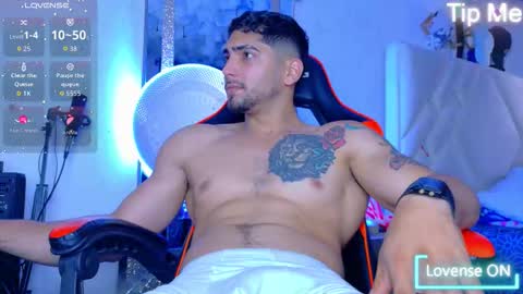 Snapshot of perfec_king00 chatting on 11.10.25 Jacob online show from 11.10.25