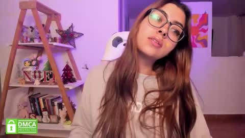 Sarah Ana Banana online show from 11.26.25