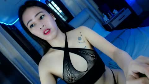 Snapshot of perfect_suckerqueen69 chatting on 06.25.26 Sweet Gwen online show from 06.25.26