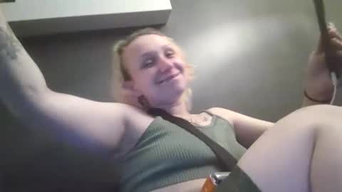 Snapshot of perfectly222peachy chatting on 04.04.26 perfectly222peachy online show from 04.04.26