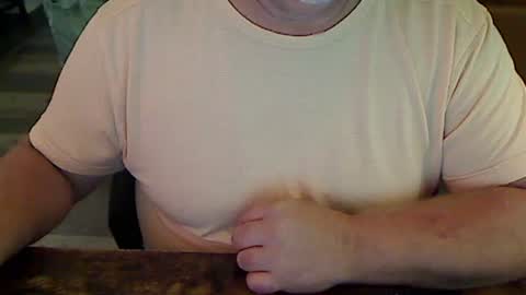 Snapshot of perfecto1957 chatting on 12.04.24 perfecto1957 online show from 12.04.24