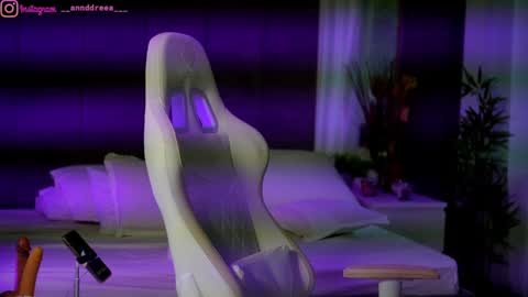 Dee online show from 10.07.25