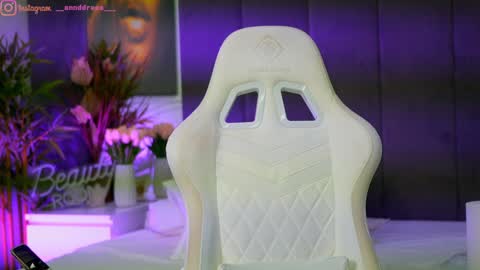 Dee online show from 11.07.25