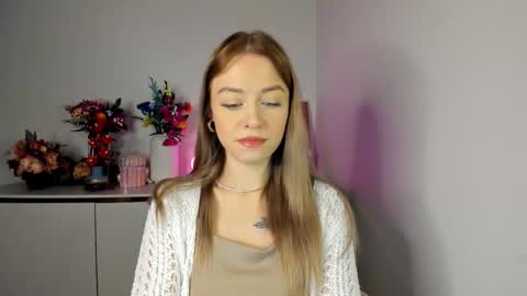 Snapshot of perfectxcindy chatting on 12.15.25 Cindy online show from 12.15.25