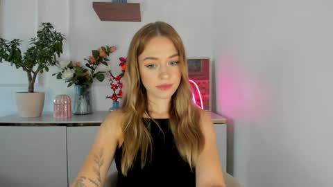 Snapshot of perfectxcindy chatting on 07.16.26 Cindy online show from 07.16.26