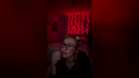 perkyyerky14 online show from 03.19.26