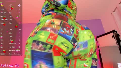 Snapshot of perla_hott1 chatting on 12.01.24 Perla online show from 12.01.24