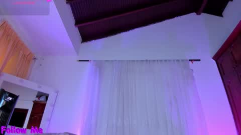 Snapshot of perla_hott1 chatting on 02.02.26 Perla online show from 02.02.26