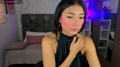  PERLA online show from 07.03.26