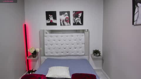 Snapshot of perlaa_sweet_ chatting on 05.28.26 Perla online show from 05.28.26
