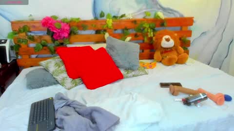 Perla Franco online show from 01.28.25