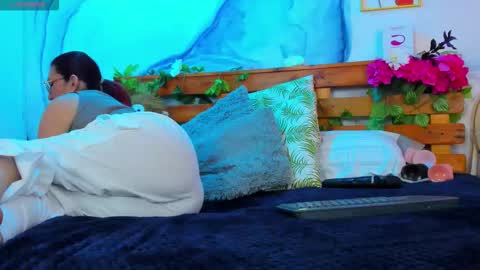 Perla Franco online show from 09.12.25