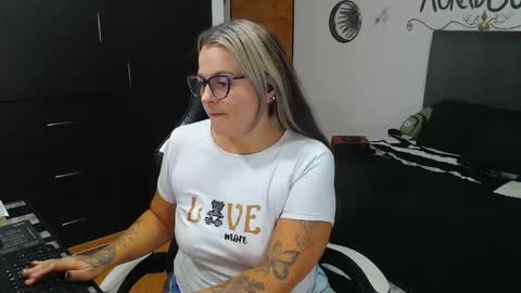 goloza online show from 10.27.25