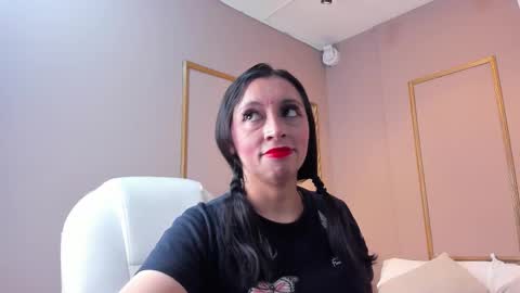 Snapshot of perlapreciosa chatting on 11.02.25 PerlaPreciosa online show from 11.02.25