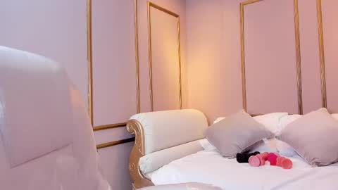 Snapshot of perlapreciosa chatting on 01.09.26 PerlaPreciosa online show from 01.09.26