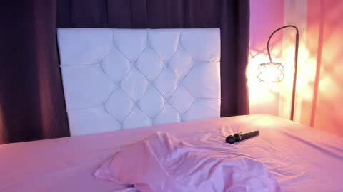 Snapshot of persefone_saira chatting on 05.31.26 Marie online show from 05.31.26
