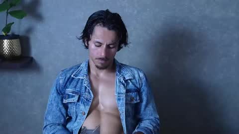 Snapshot of perseoo_88 chatting on 05.29.26 andres online show from 05.29.26