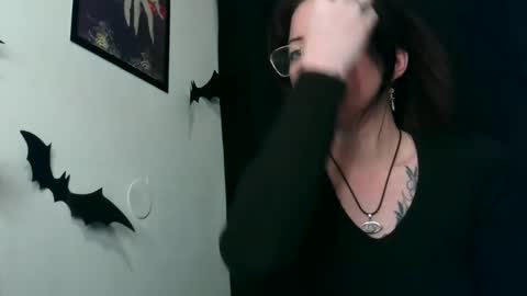 Snapshot of persephones_garden chatting on 01.15.26 Persephone online show from 01.15.26